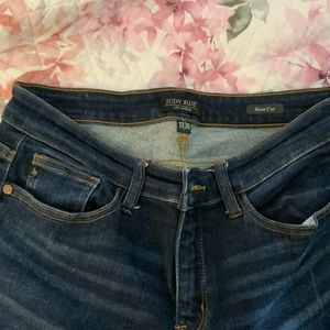 Judy Blue Size 11. EUC Boot cut. Dark wash.